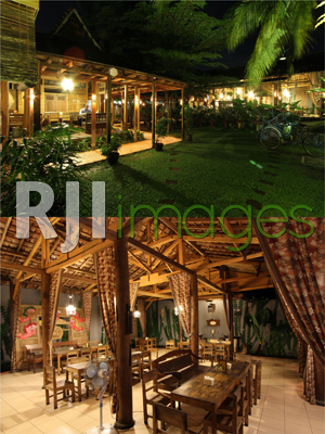 Nuansa Bangunan Klasik Banyumas di Umaeh Inyong Purwokerto Nuansa Bangunan Klasik Banyumas di Umaeh Inyong Purwokerto