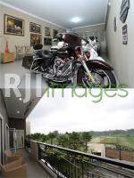 Koleksi Harley Davidson dan view alam seperti Ubud